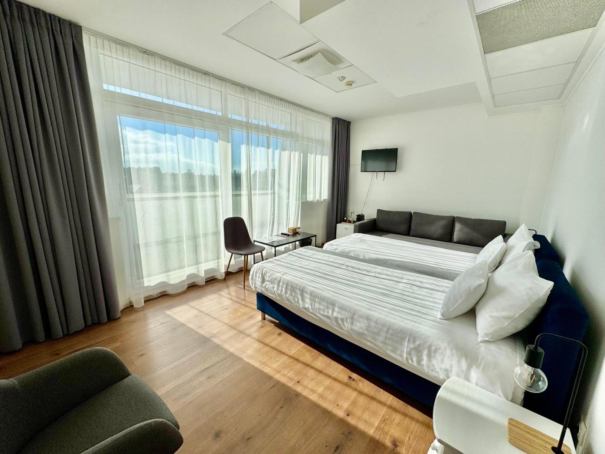 Rooftop City Residence With Deep Garage Budapesta Exterior foto