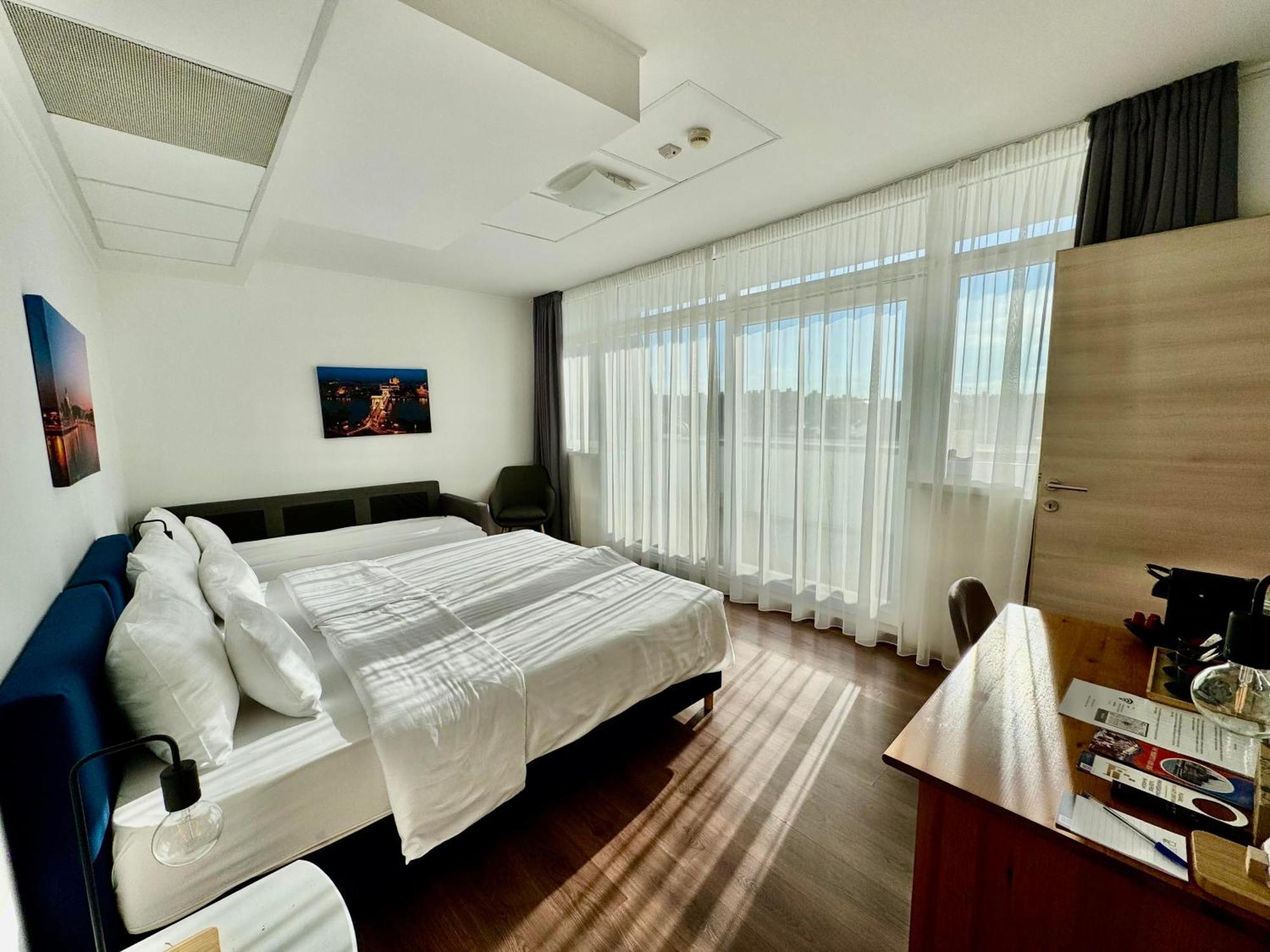 Rooftop City Residence With Deep Garage Budapesta Exterior foto