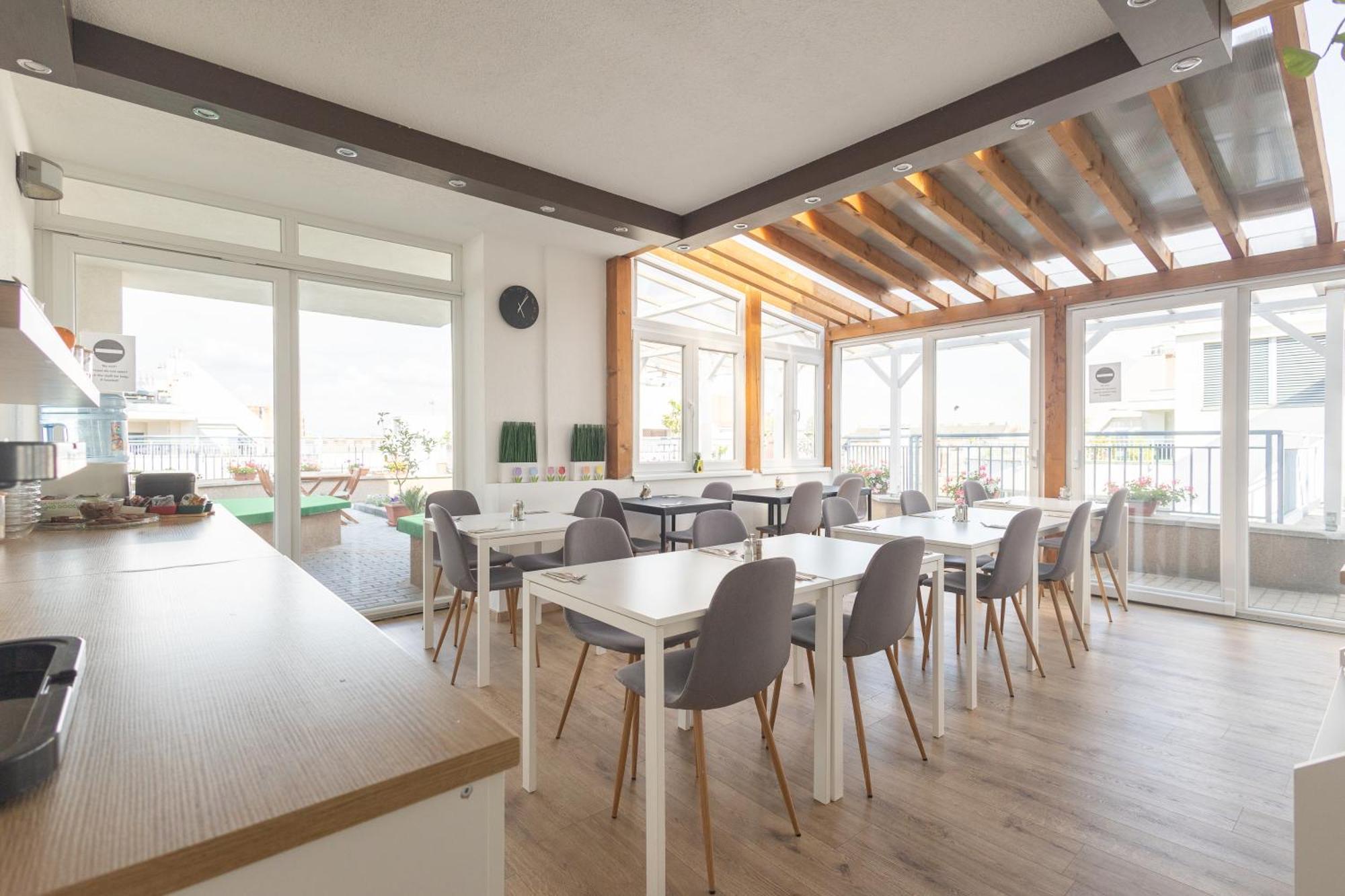 Rooftop City Residence With Deep Garage Budapesta Exterior foto
